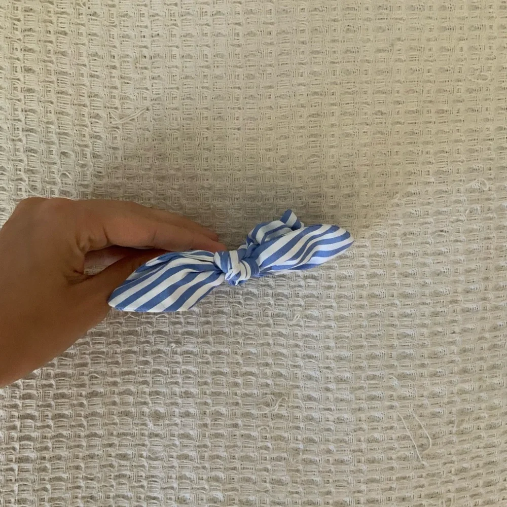 Anthropologie White Blue Striped Nautical Hair Bow Scrunchie Tie Ribbon Hair